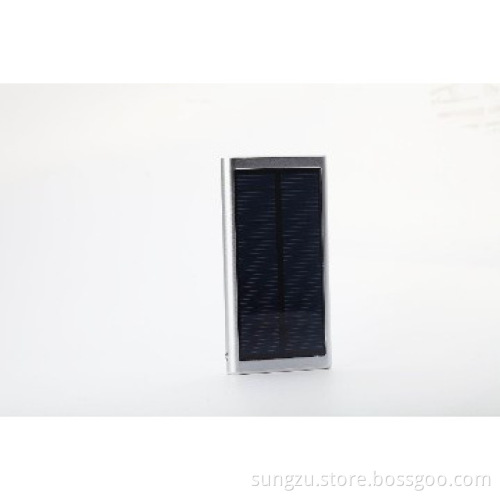 factory hot selling flashlight solar charger 2600mAh for Samsung